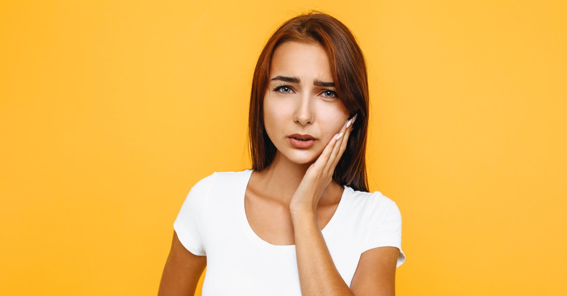 Dor na mandíbula: 8 principais causas do incômodo